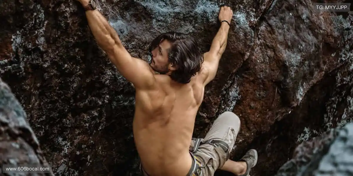 装备升级，潮流同款等你 Pick！🎁👟 专业品质，助力每一次突破！